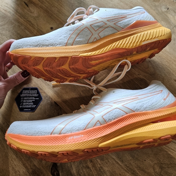 Asics Gel- Kayano 29 - Picture 2 of 15